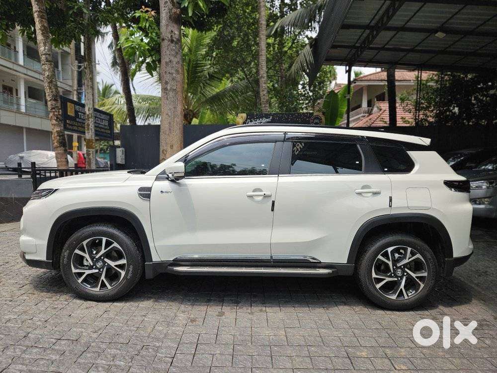 Toyota Urban Cruiser Hyryder 1.5 V Neo Drive At, 2026, Petrol