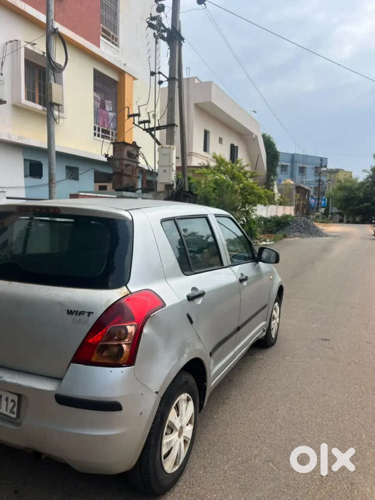 2nd Owner Maruti Swift 2009