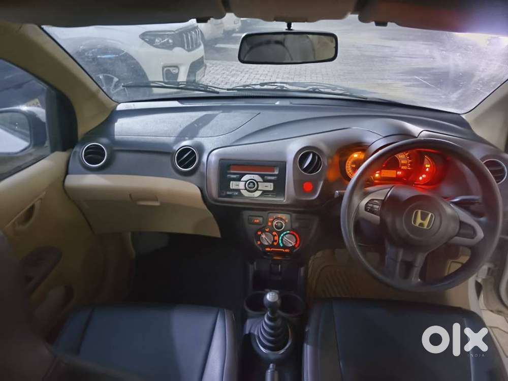 Honda Brio 2013-2016 V Mt, 2013, Petrol