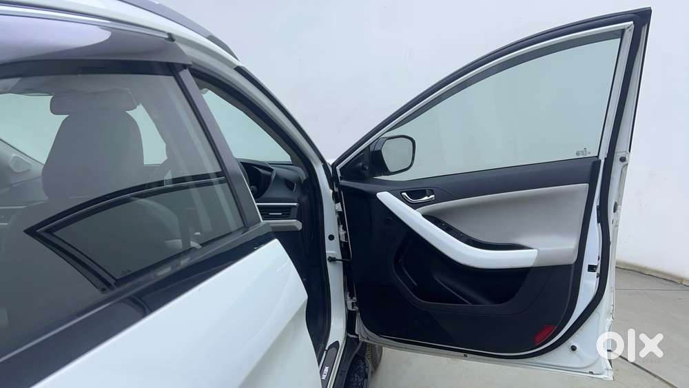 Tata Nexon Creative Plus S 1.2 Revotron Petrol 6 Amt, 2023, Petrol