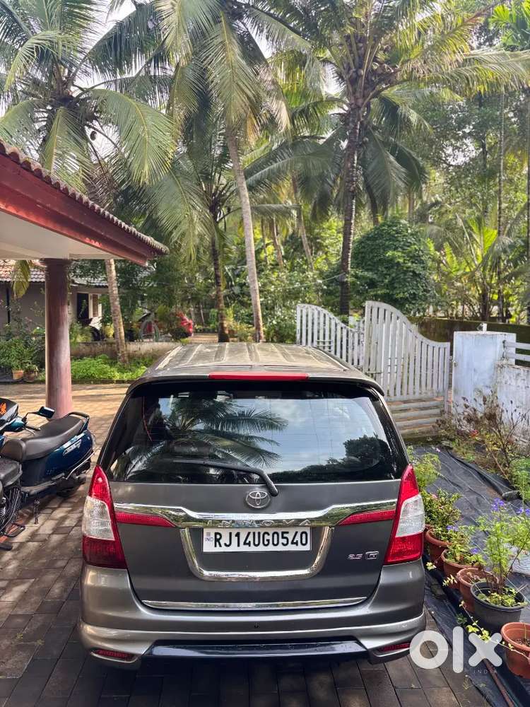 Toyota Innova 2.5 G4 2014