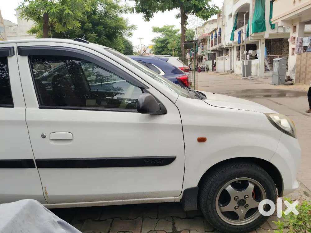 Petrol 
Ac On
2 One 
24500 Km