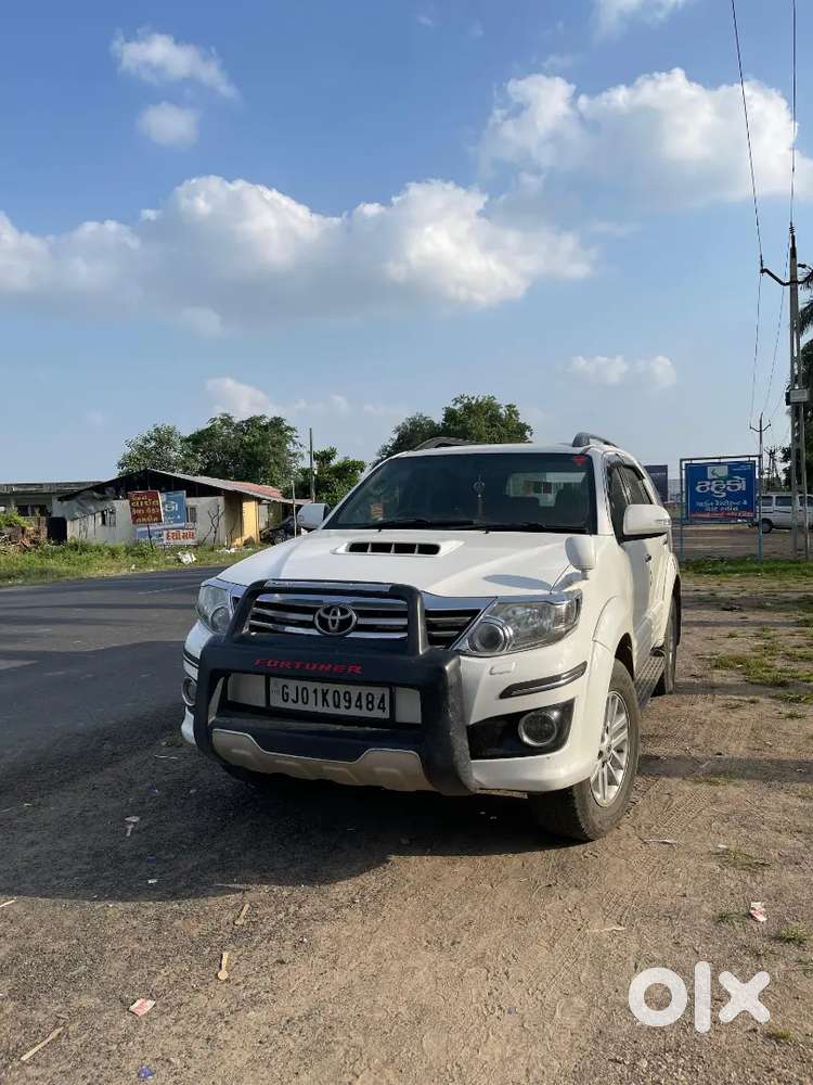 Toyota Fortuner Diesel 2012