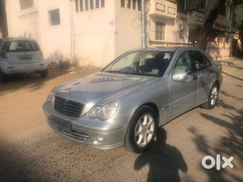Mercedes Benz Petrol 2006 Model 88000kms Price:2,75,000/-neo