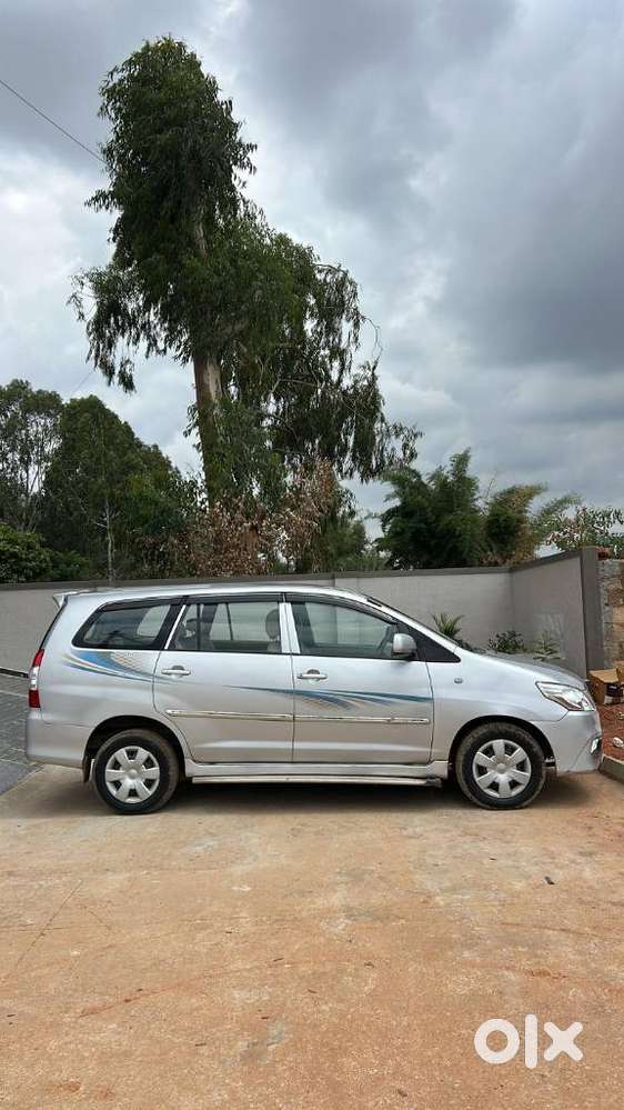 Toyota Innova 2.5 Gx 8 Str Bs-iii, 2009, Diesel