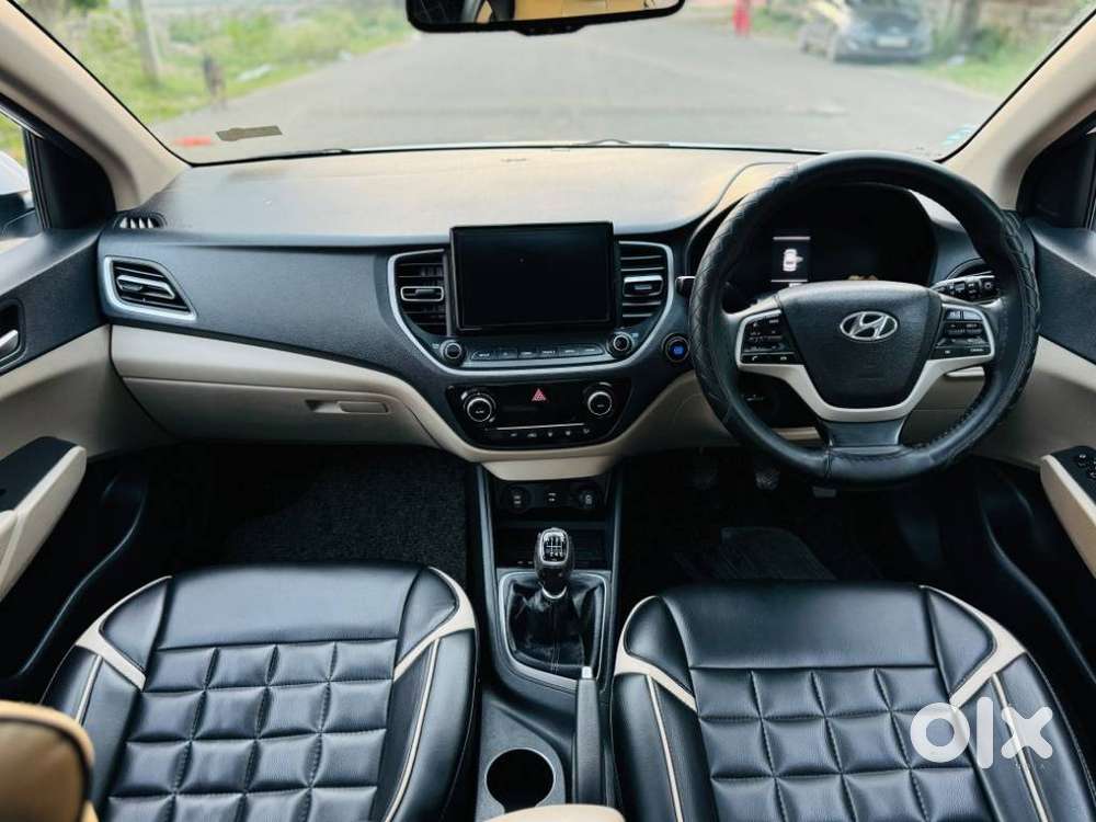 Hyundai Verna 1.5 Sx Petrol Mt, 2022, Petrol