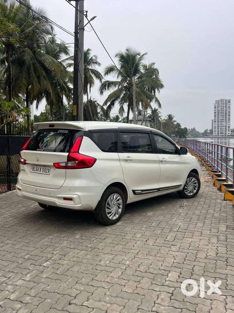 Maruti Suzuki Ertiga 1.5 Vxi, 2021, Petrol