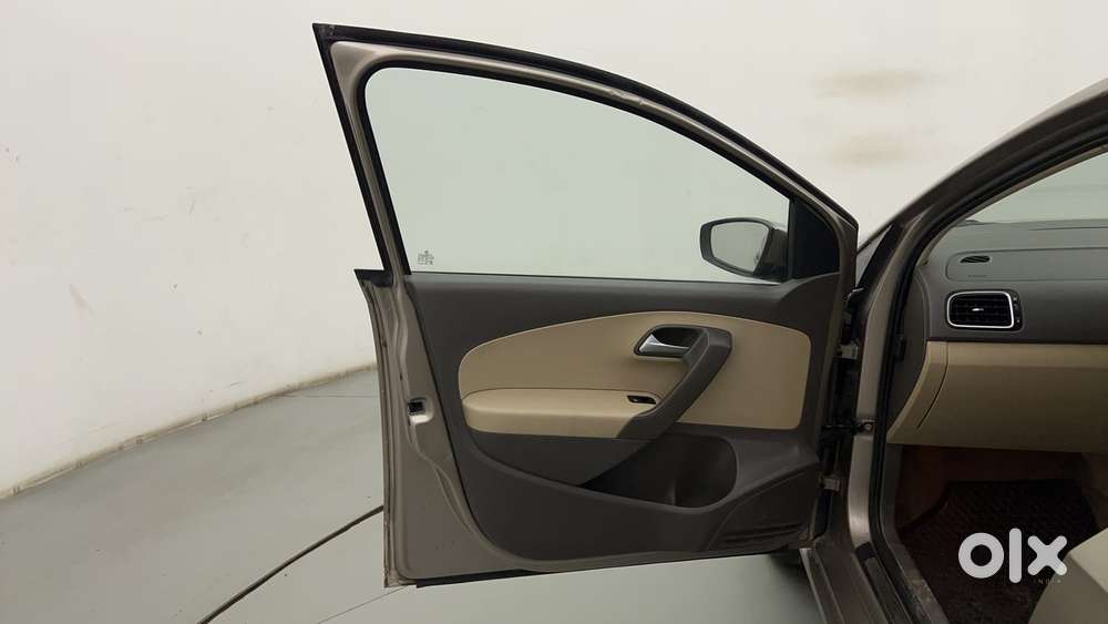 Volkswagen Vento 2013-2015 1.2 Tsi Highline At, 2017, Petrol