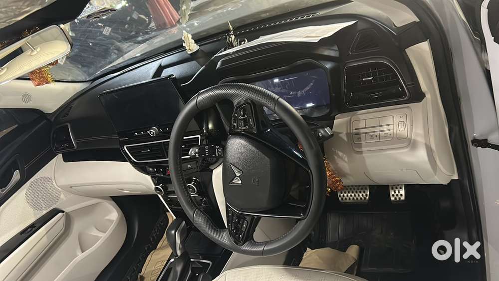 Mahindra Xuv 3xo Petrol 2019