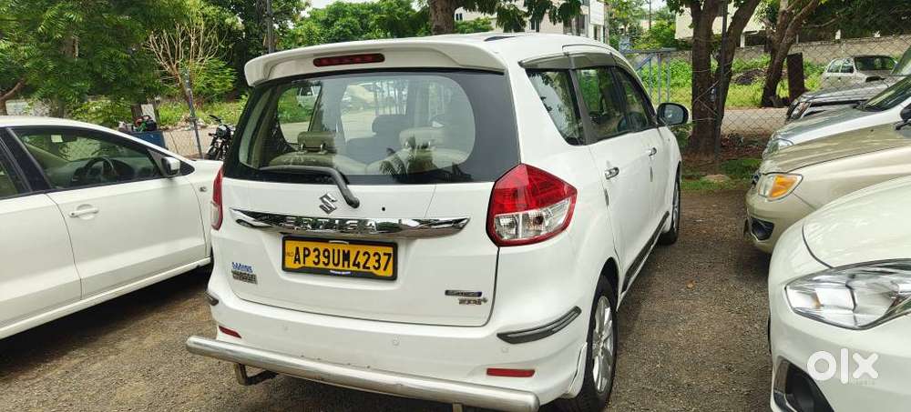 Maruti Suzuki Ertiga Shvs Zdi Plus, 2015, Diesel