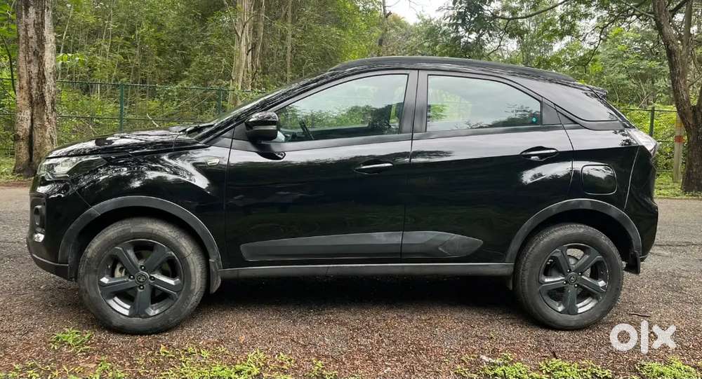 Tata Nexon 2022 Diesel Dark