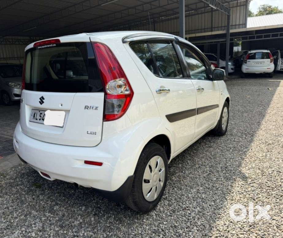 Maruti Suzuki Ritz Ldi, 2011, Diesel