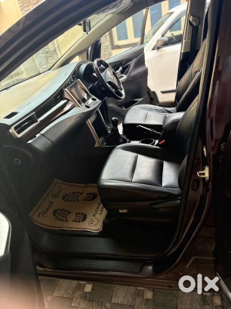 Toyota Innova Crysta 2019