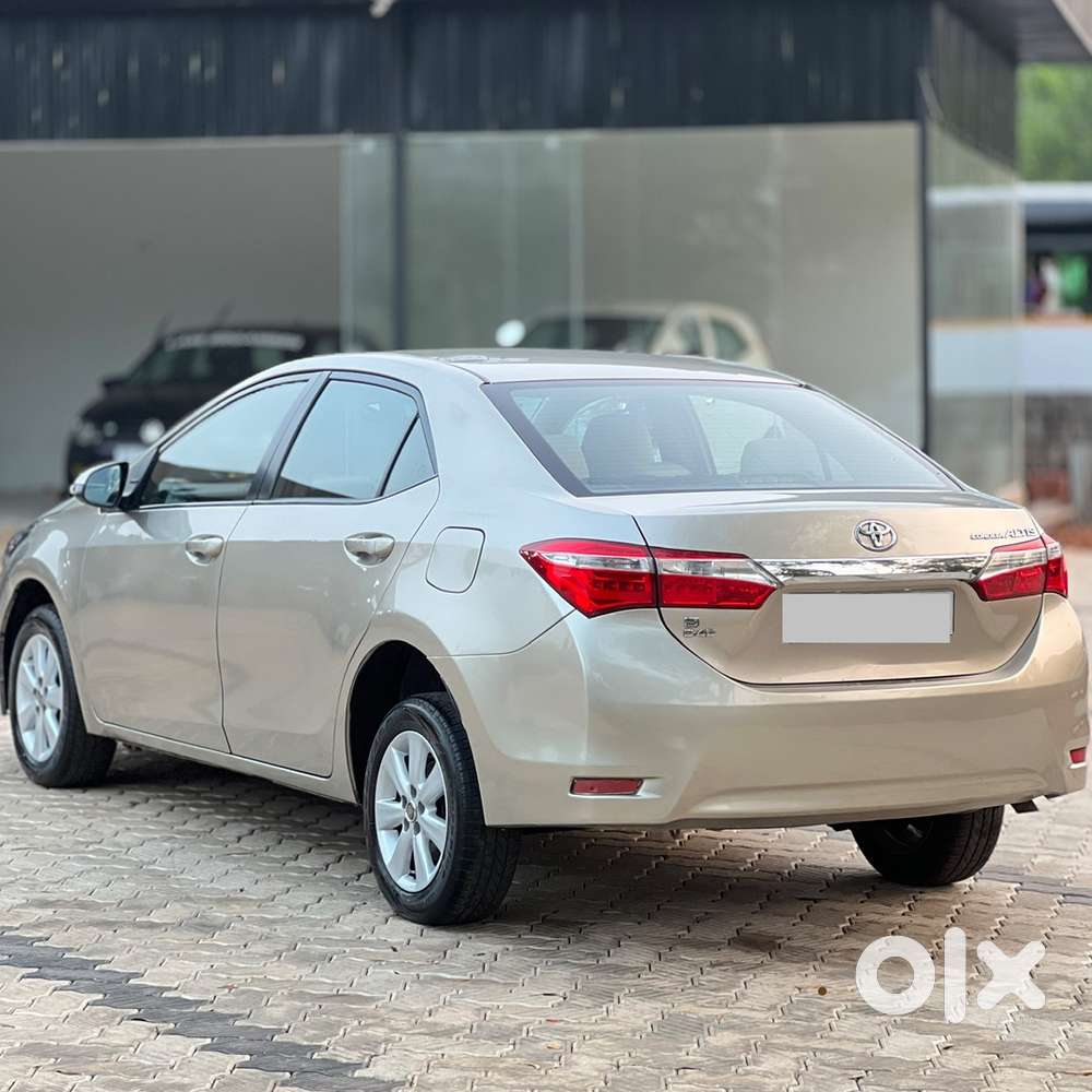 Toyota Corolla Altis 2015 Diesel Well Maintained