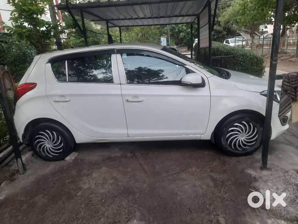 Hyundai I20 2013 Petrol Well Maintained