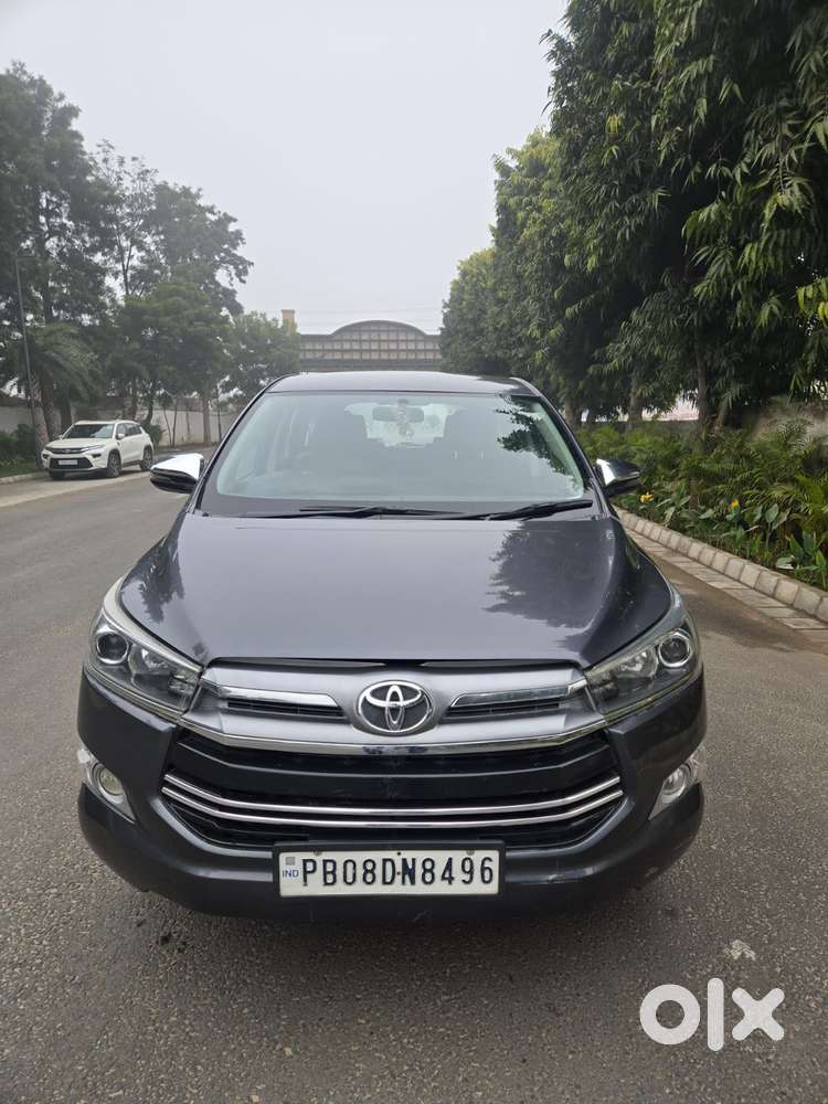 Toyota Innova Crysta 2.8 Z, 2016, Diesel