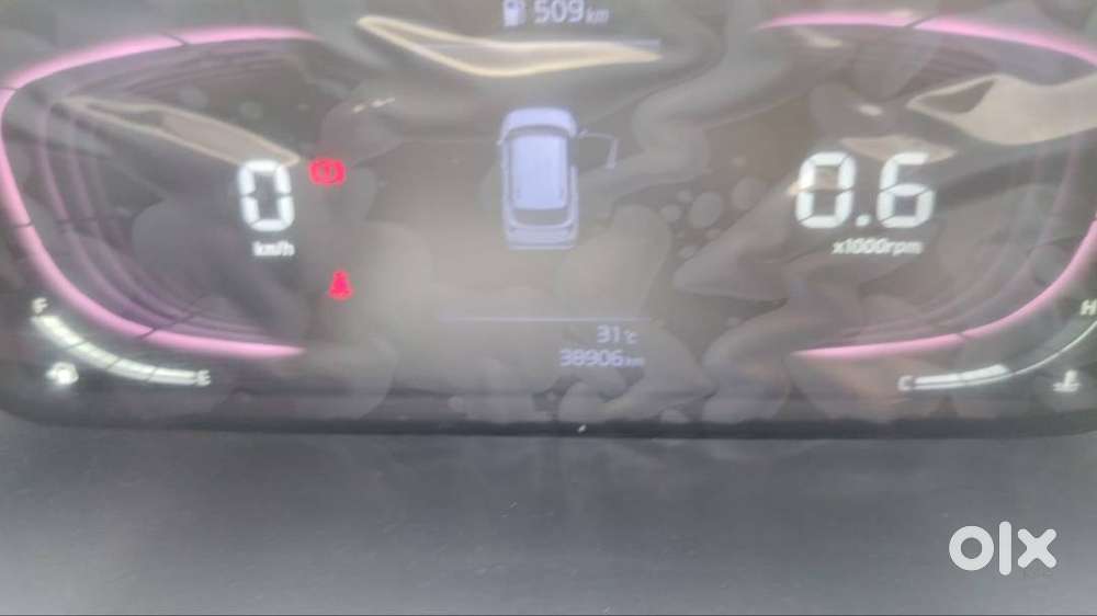 Kia Carens 2023  1st Owner  40,000 Km  Excellent Condition