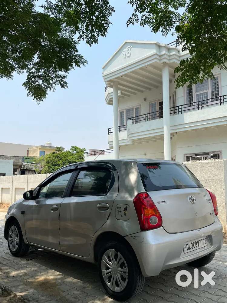 Toyota Etios Liva 2012