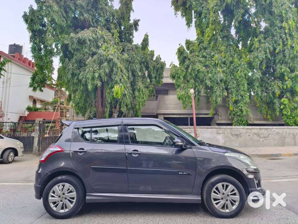 Maruti Suzuki Swift Vvt Zxi Plus, 2016, Petrol