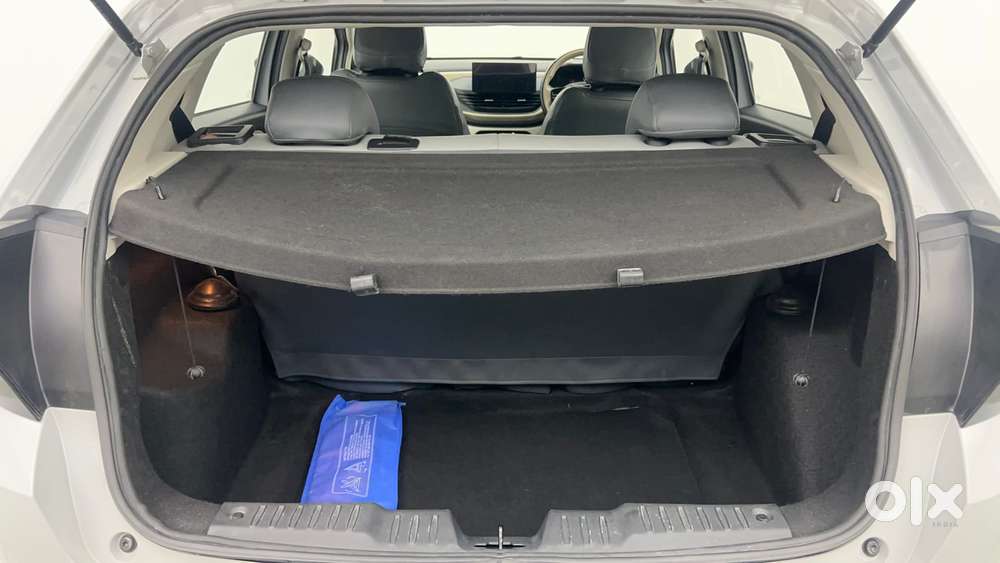 Tata Altroz Xm Plus Petrol, 2025, Petrol