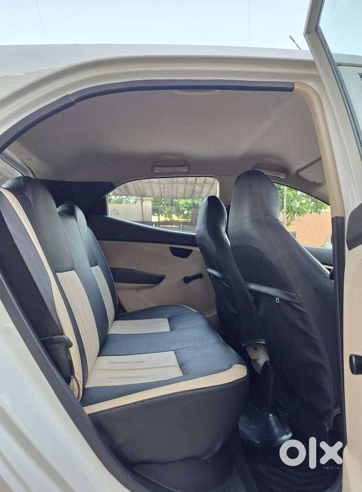 Hyundai Eon Era+ Se, 2017, Petrol