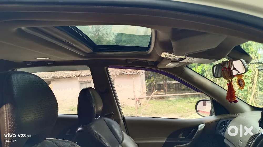 Mahindra Xuv500 2015 Diesel Well Maintained