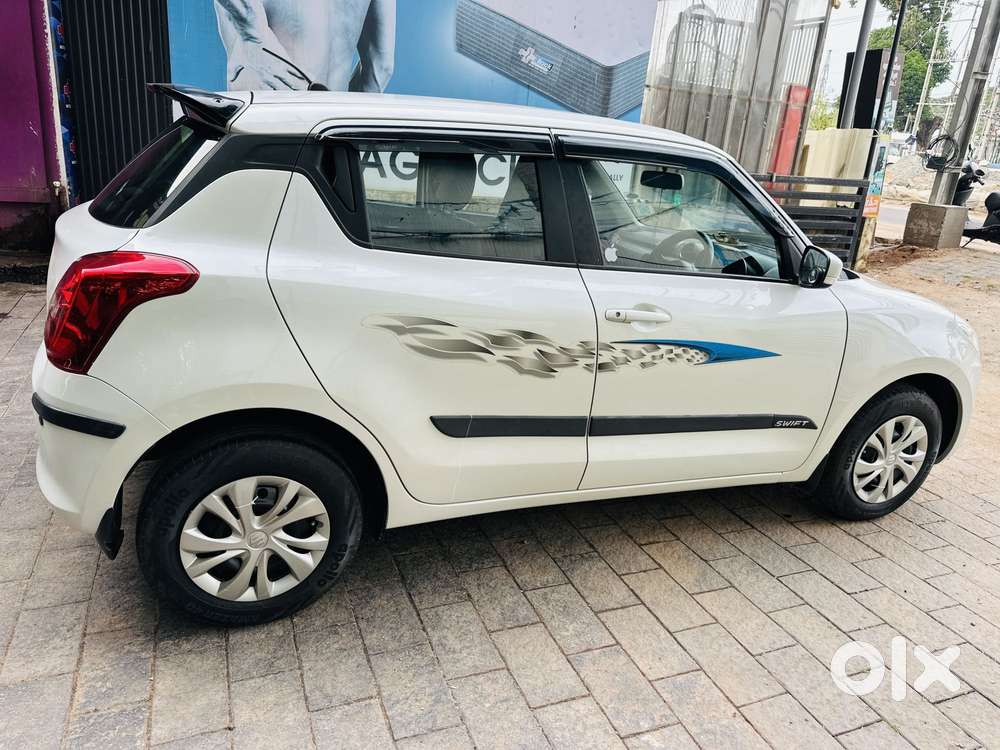 Maruti Suzuki Swift Vxi, 2018, Petrol