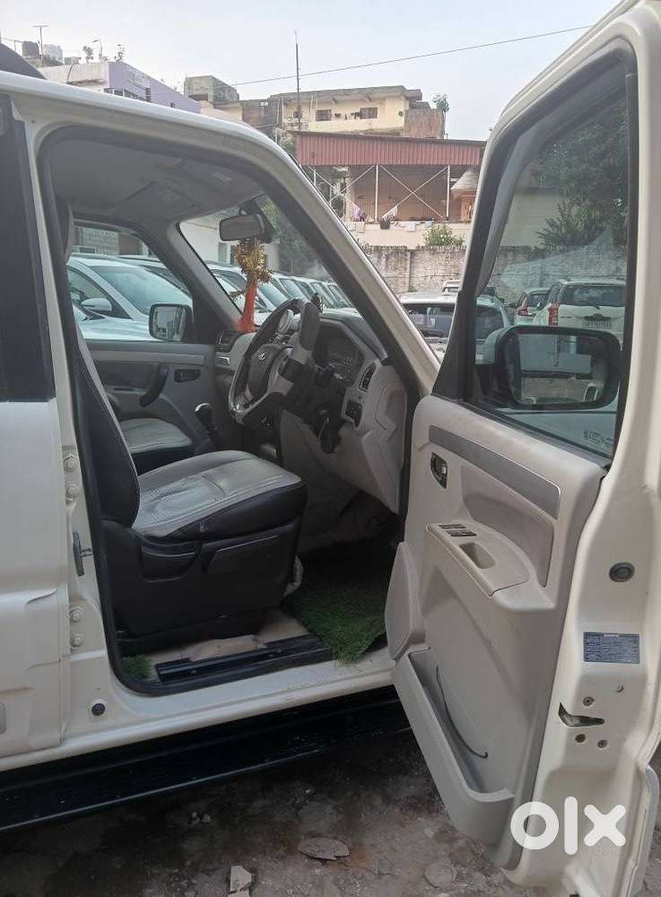 Mahindra Scorpio S10, 2018, Diesel