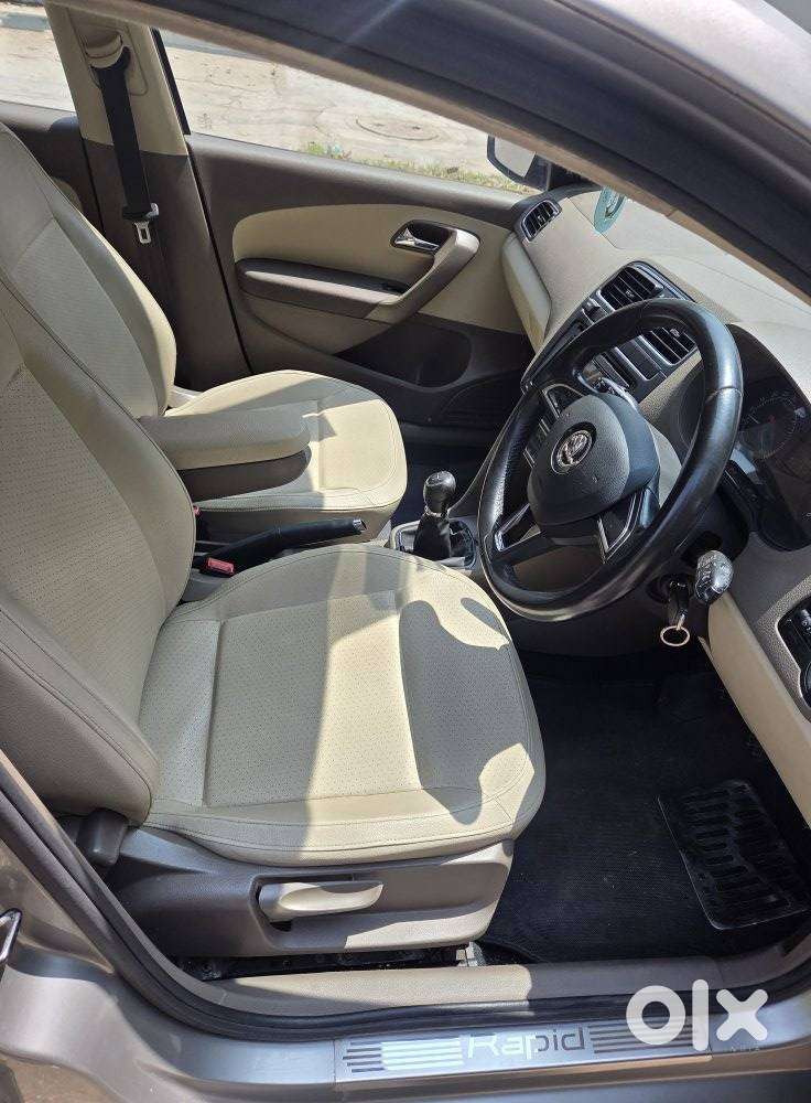 Skoda Rapid 1.5 Elegance Tdi Mt, 2015, Diesel