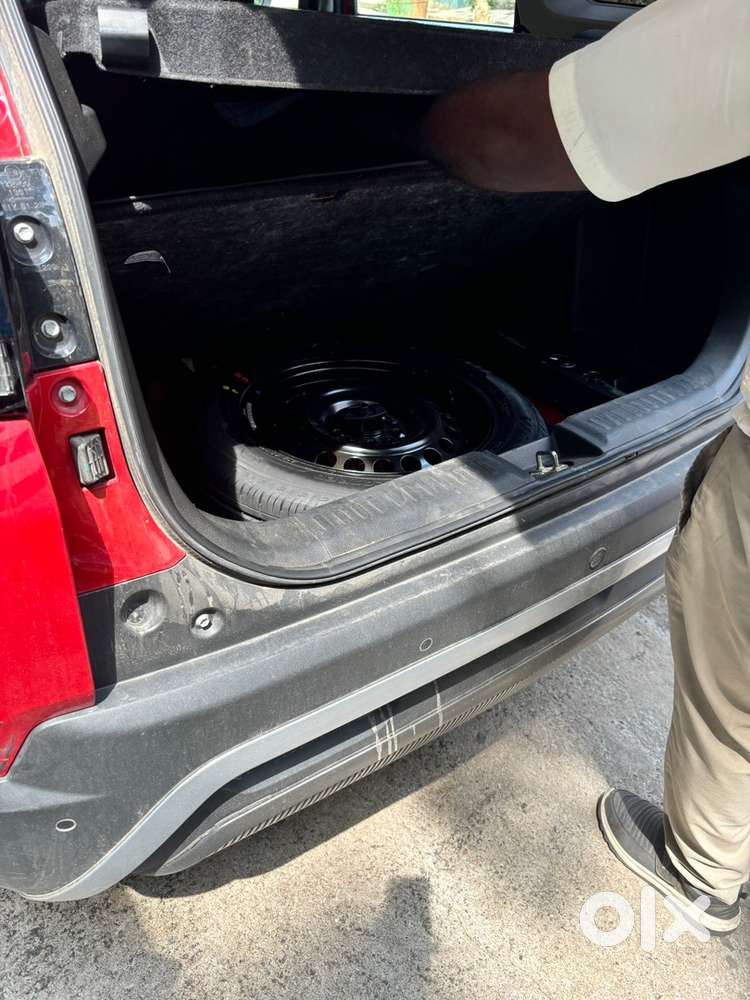 2022 Maruti Brezza Lxi Smart Hybrid