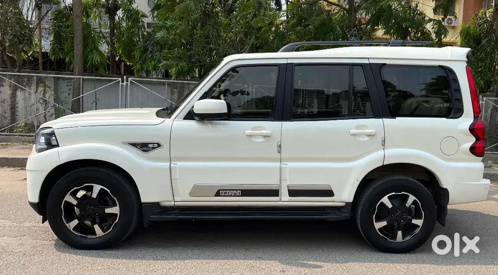 Mahindra Scorpio S11 Classic Bs-vi Car Of 2023 Supermint Condition