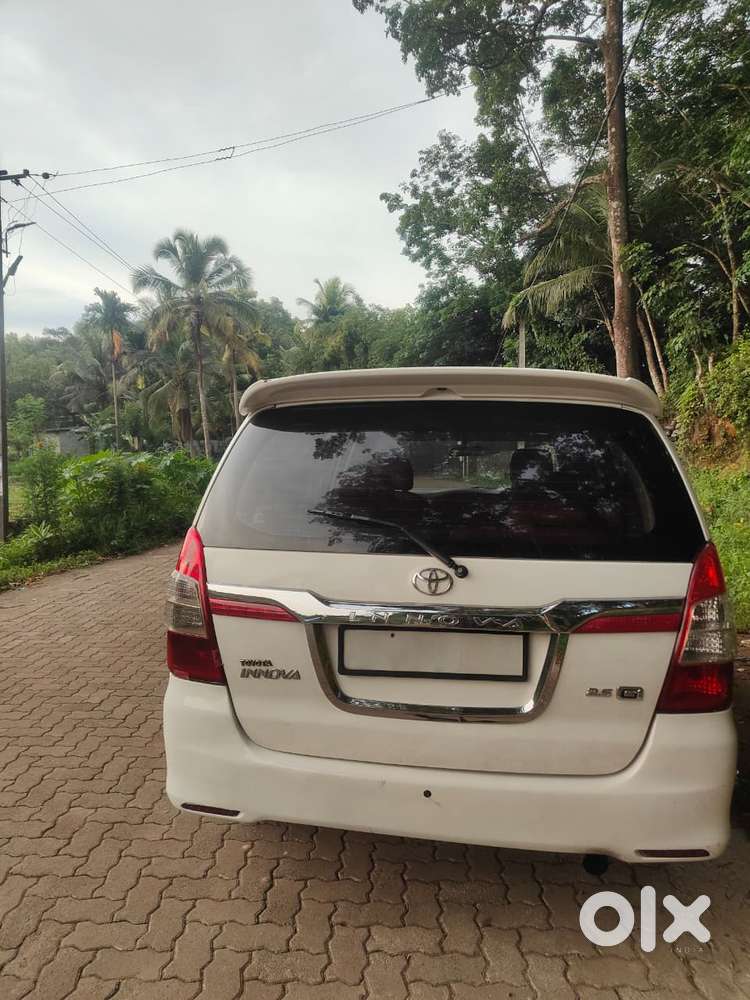 Toyota Innova 2.5 G (diesel) 8 Seater, 2006, Diesel