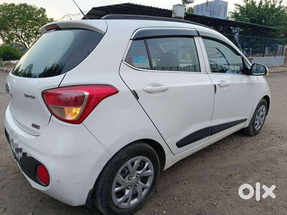 Hyundai Grand I10 Sportz(o) 1.2 Mt, 2018, Cng & Hybrids
