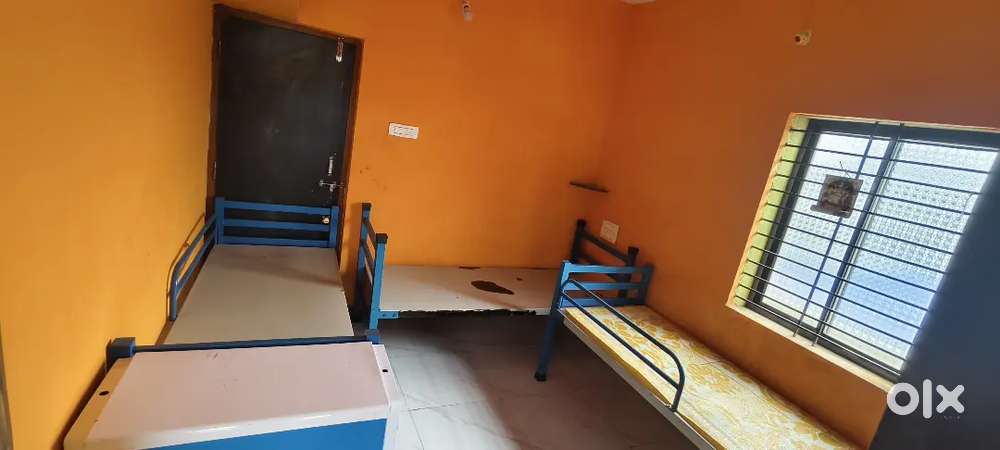Room for rent  giri nagar  near police training school dharwad