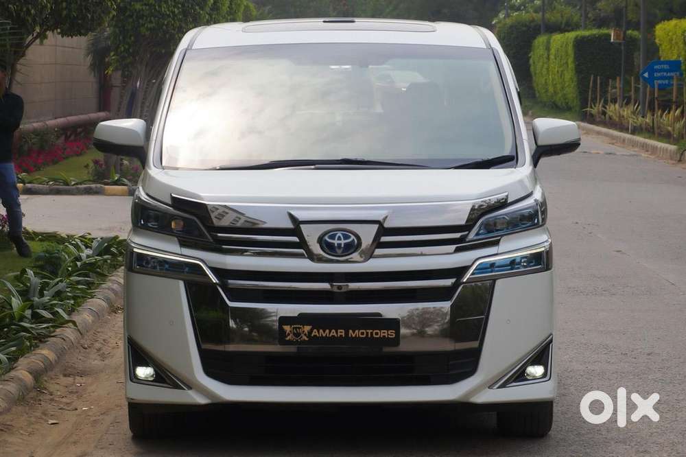 Toyota Vellfire 2.5 Hybrid, 2021, Petrol