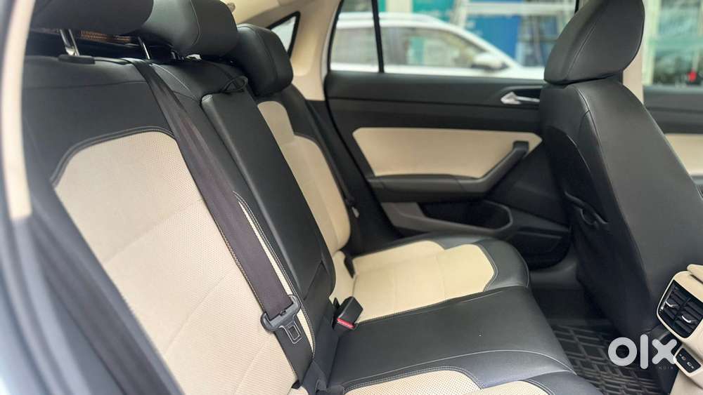 Skoda Slavia 1.0 Style Non-sunroof Tsi, 2023, Petrol