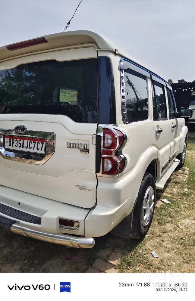 Mahindra Scorpio 2016 Diesel Well Maintained