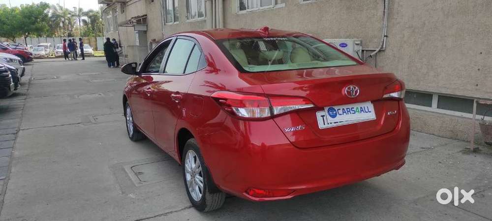Toyota Yaris J Cvt, 2019, Petrol