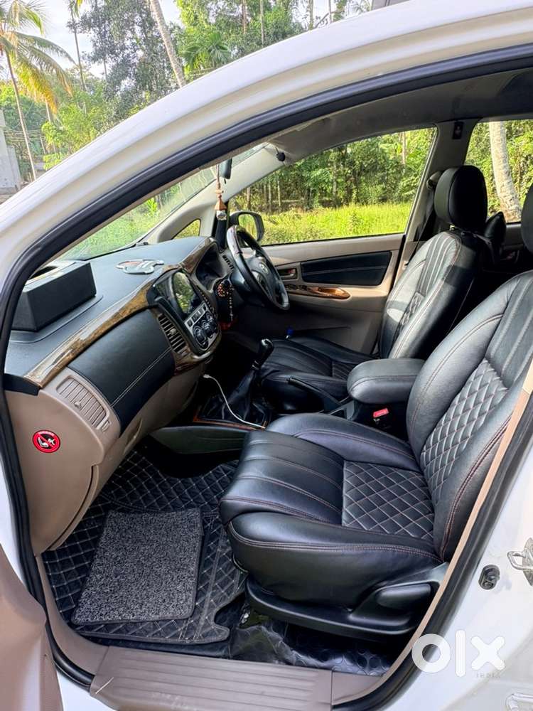 Toyota Innova Diesel 2015