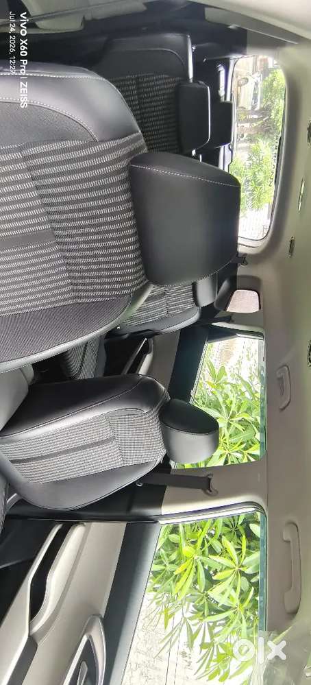 Kia Carens 1.5 Prestige Plus 2024