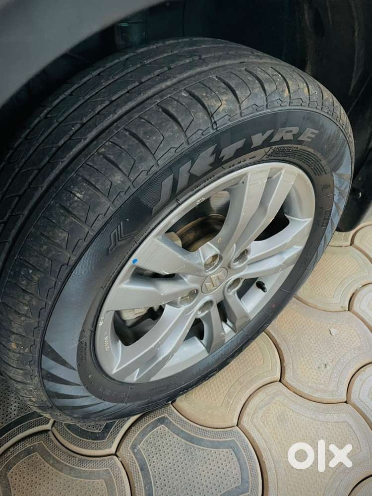 Brezza 2016 Neat, Full Company Service