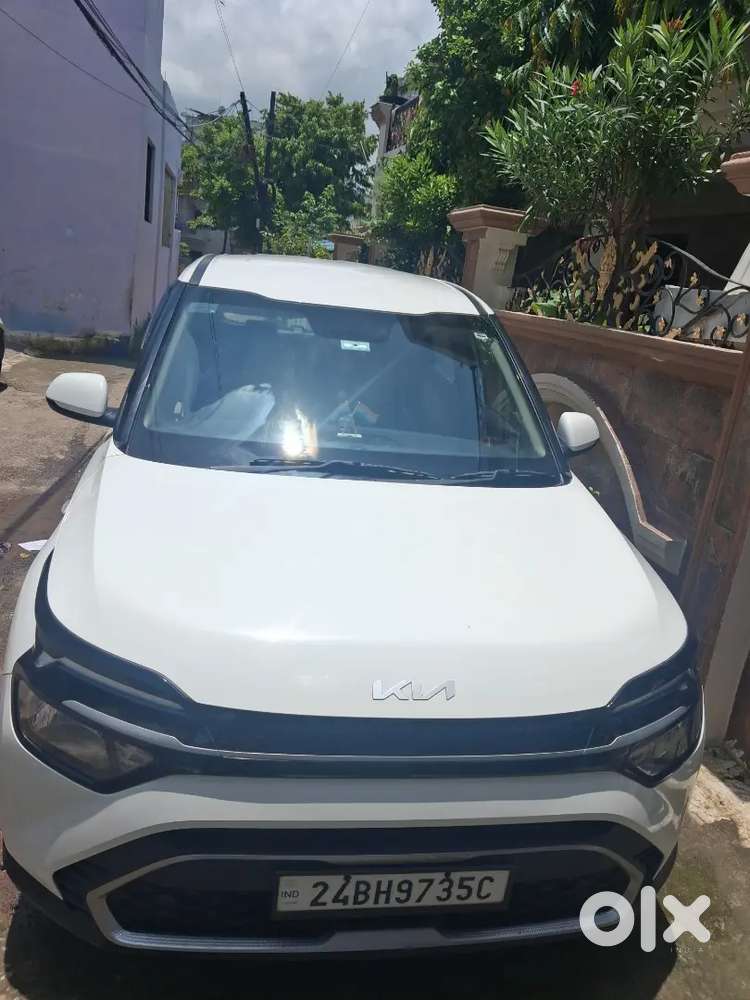 Kia Carens 1.4 Premium 2024