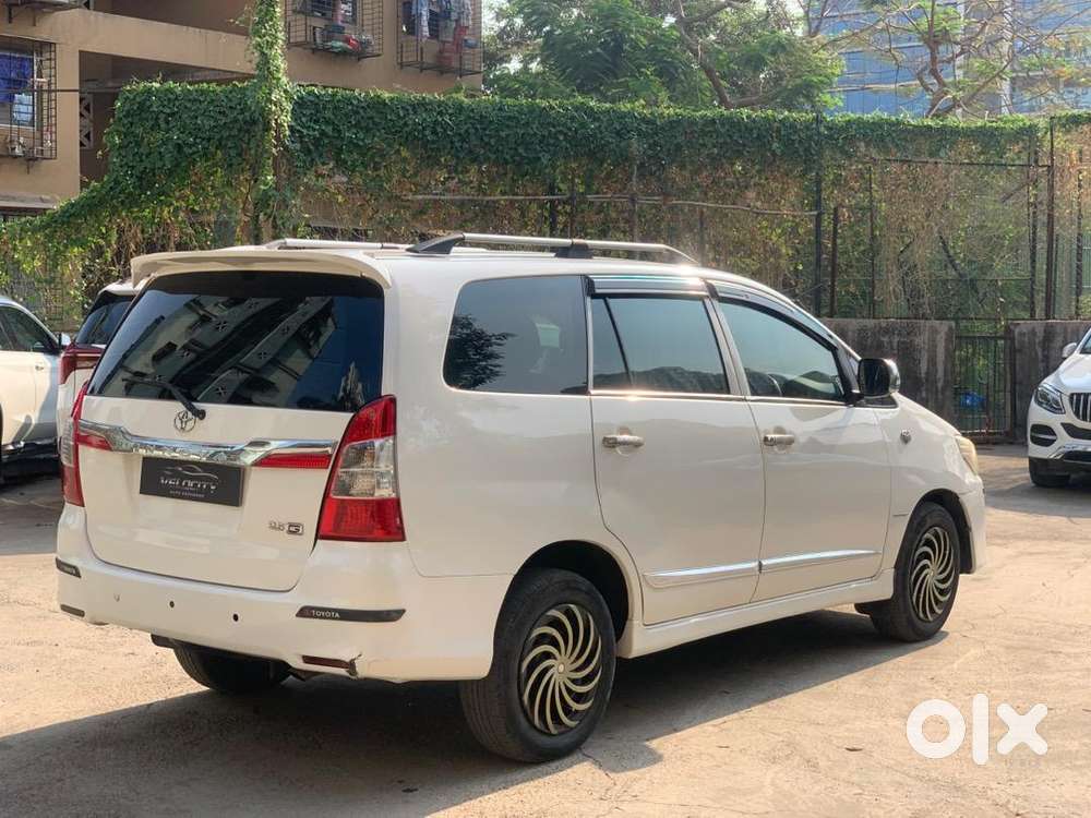 Toyota Innova 2015 Diesel Well Maintained