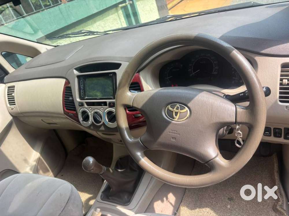 Toyota Innova 2.5 V 7 Str, 2005, Diesel