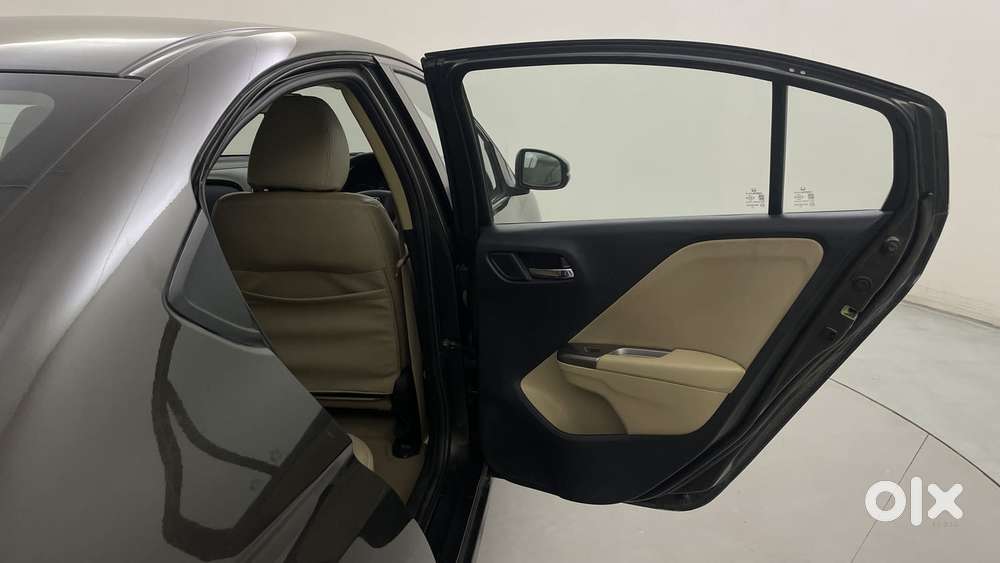 Honda City I-vtec S, 2015, Petrol