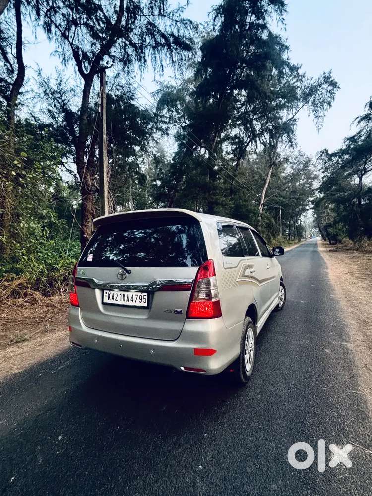 Toyota Innova 2015 Diesel Well Maintained