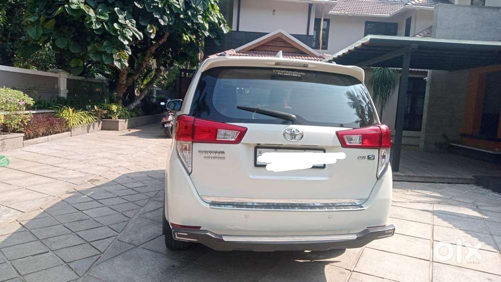 Toyota Innova Crysta 2.8 Z, 2016, Diesel
