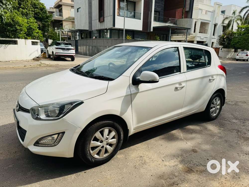 Hyundai I20 Petrol Spotz, 2014, Petrol