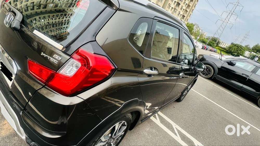 Honda Wr-v 2017 (petrol) — Single Owner, Well Maintained — ₹6.2 Lak