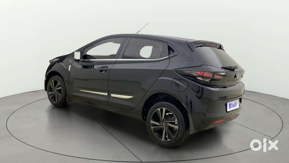 Tata Altroz 1.2 Xza Plus Dark Edition Dct, 2022, Petrol